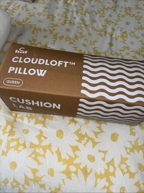 New in Box- Cloudloft™ Queen Pillow - White